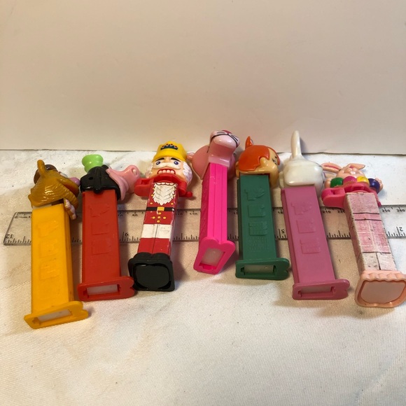 Lot Of 7 Vintage Pez Dispensers Pebbles Fozzie Pink Panther Bunnies - Picture 4 of 11